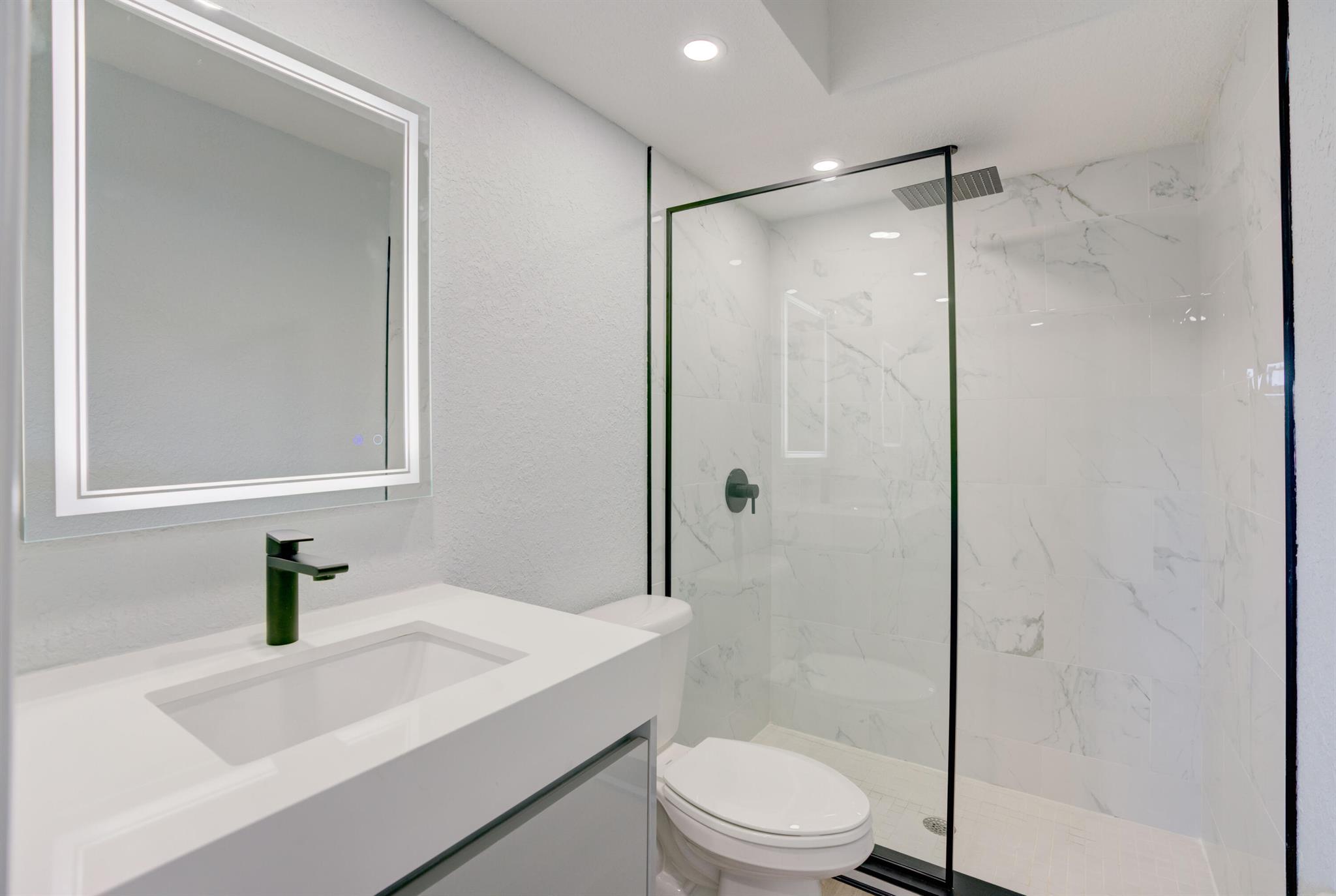 4705 SE Manatee Terrace