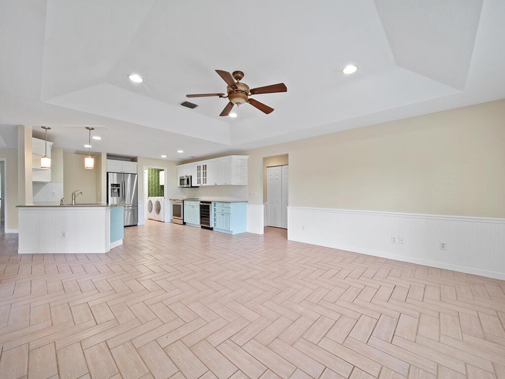 1177 SW Rosemary Court