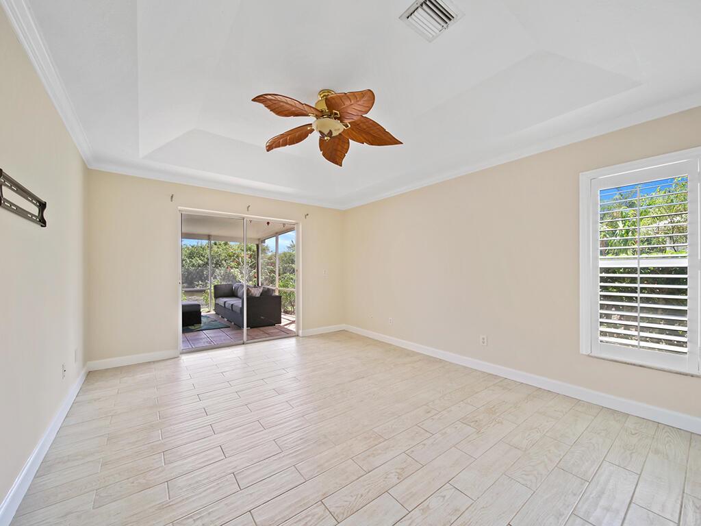 1177 SW Rosemary Court