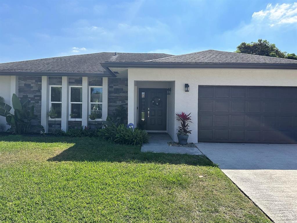 5052 Woodstone Circle N