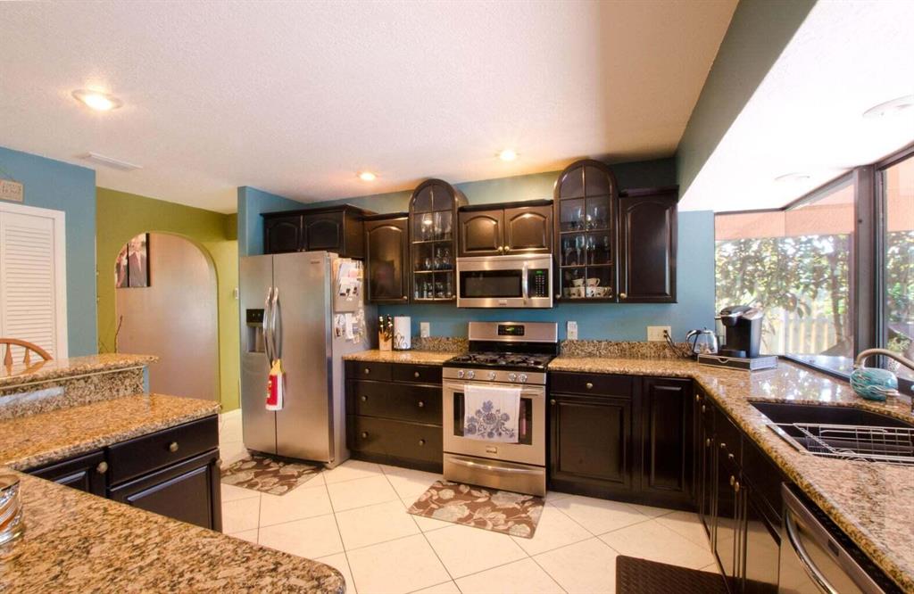 2774 SE Howell Avenue