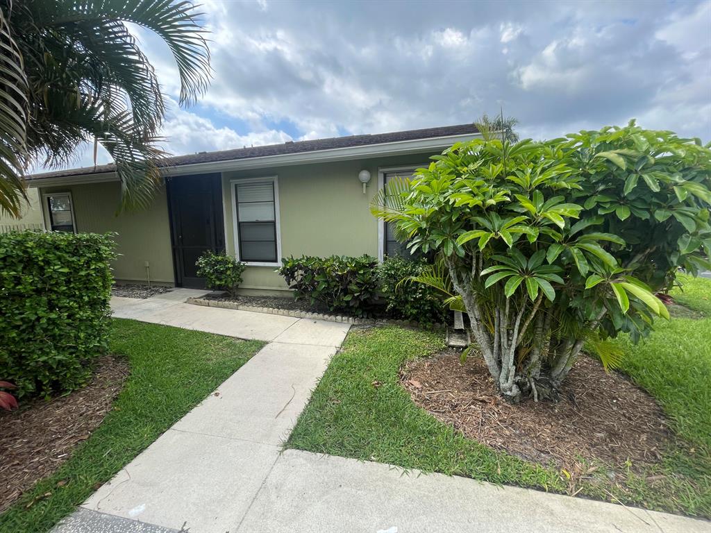 4383 Willow Pond Circle N