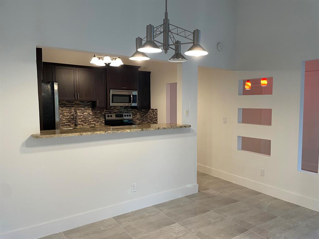 4383 Willow Pond Circle N