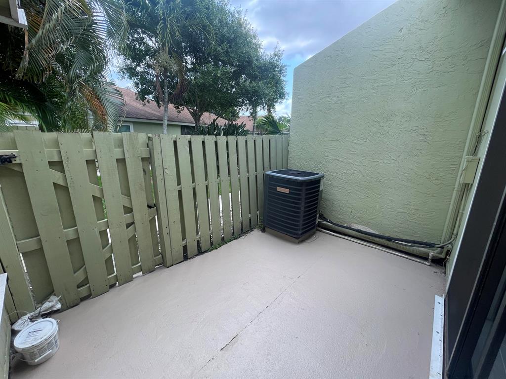 4383 Willow Pond Circle N