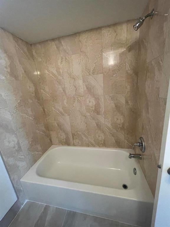 4383 Willow Pond Circle N