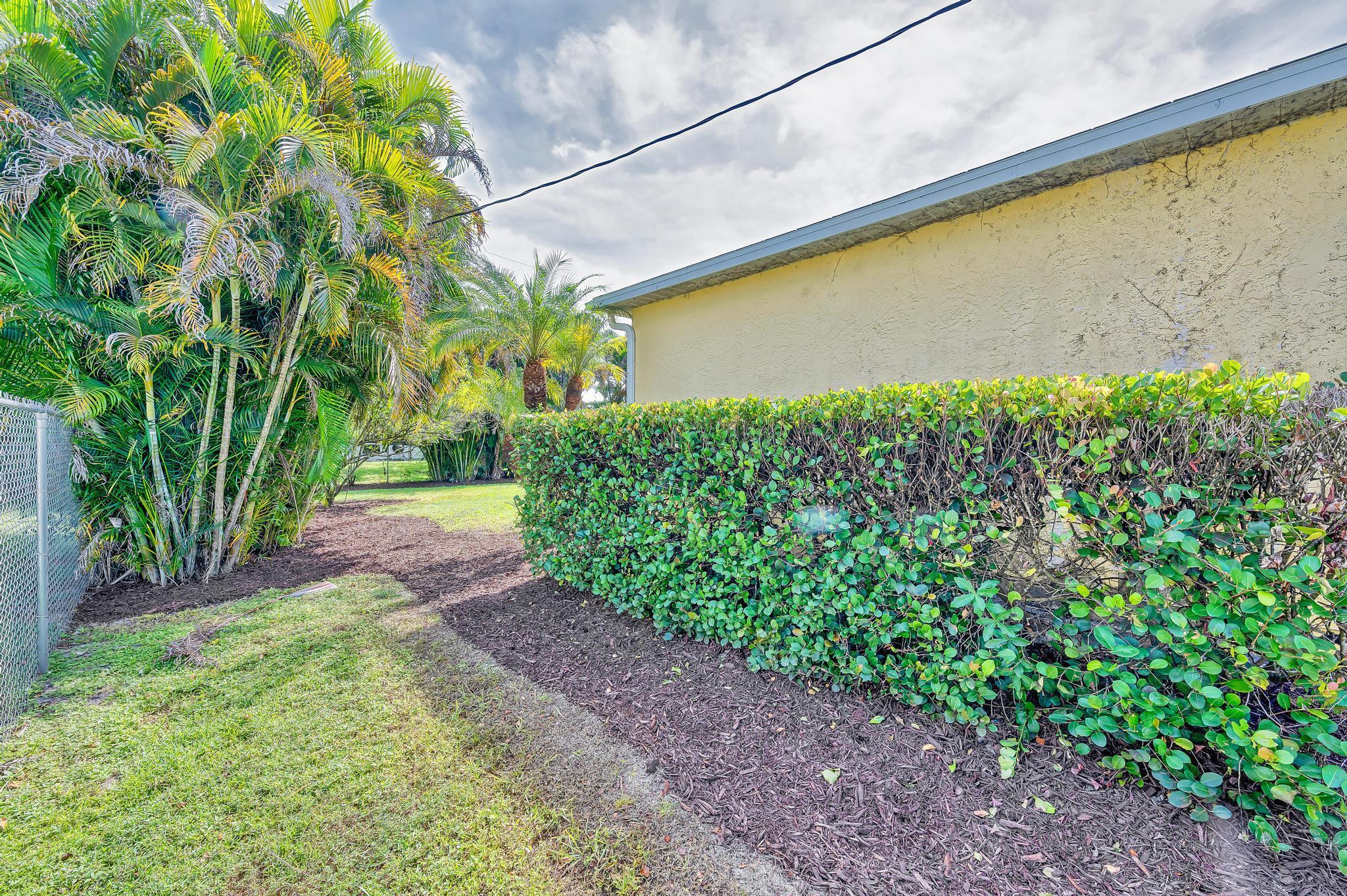 6950 NW Denargo Street