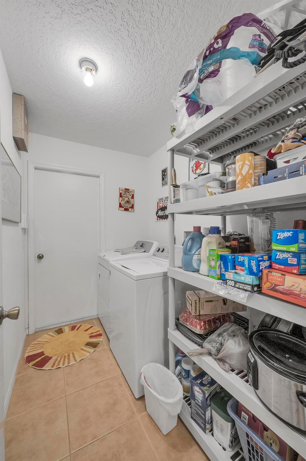 6950 NW Denargo Street