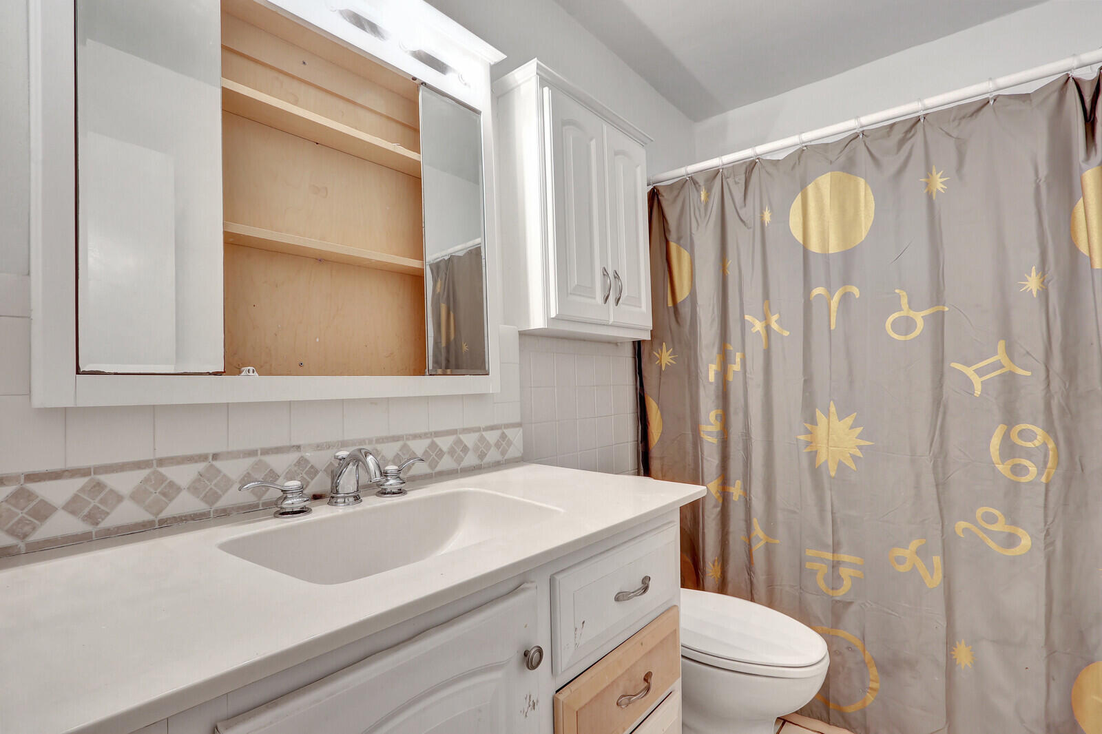 1455 NE Silver Maple Way