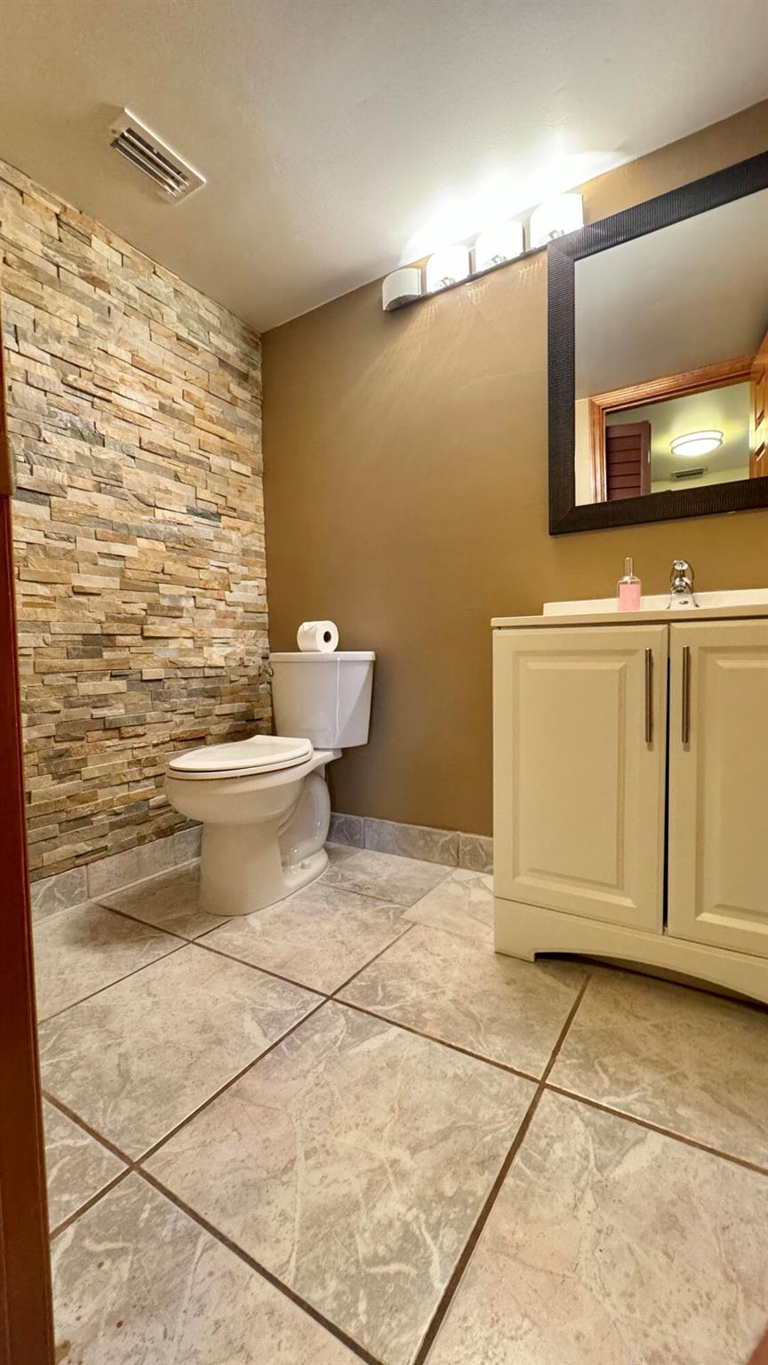 4043 Palm Bay Circle B