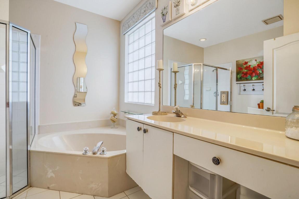 10723 Hidden Bend Way