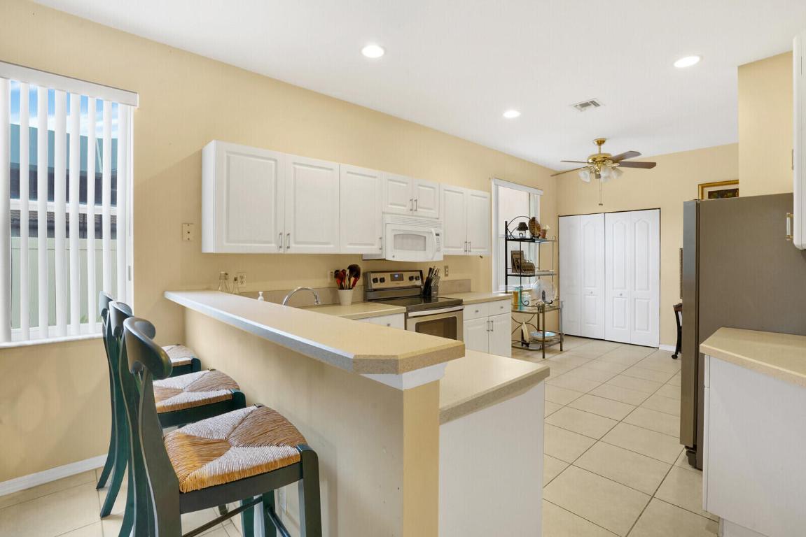 10723 Hidden Bend Way