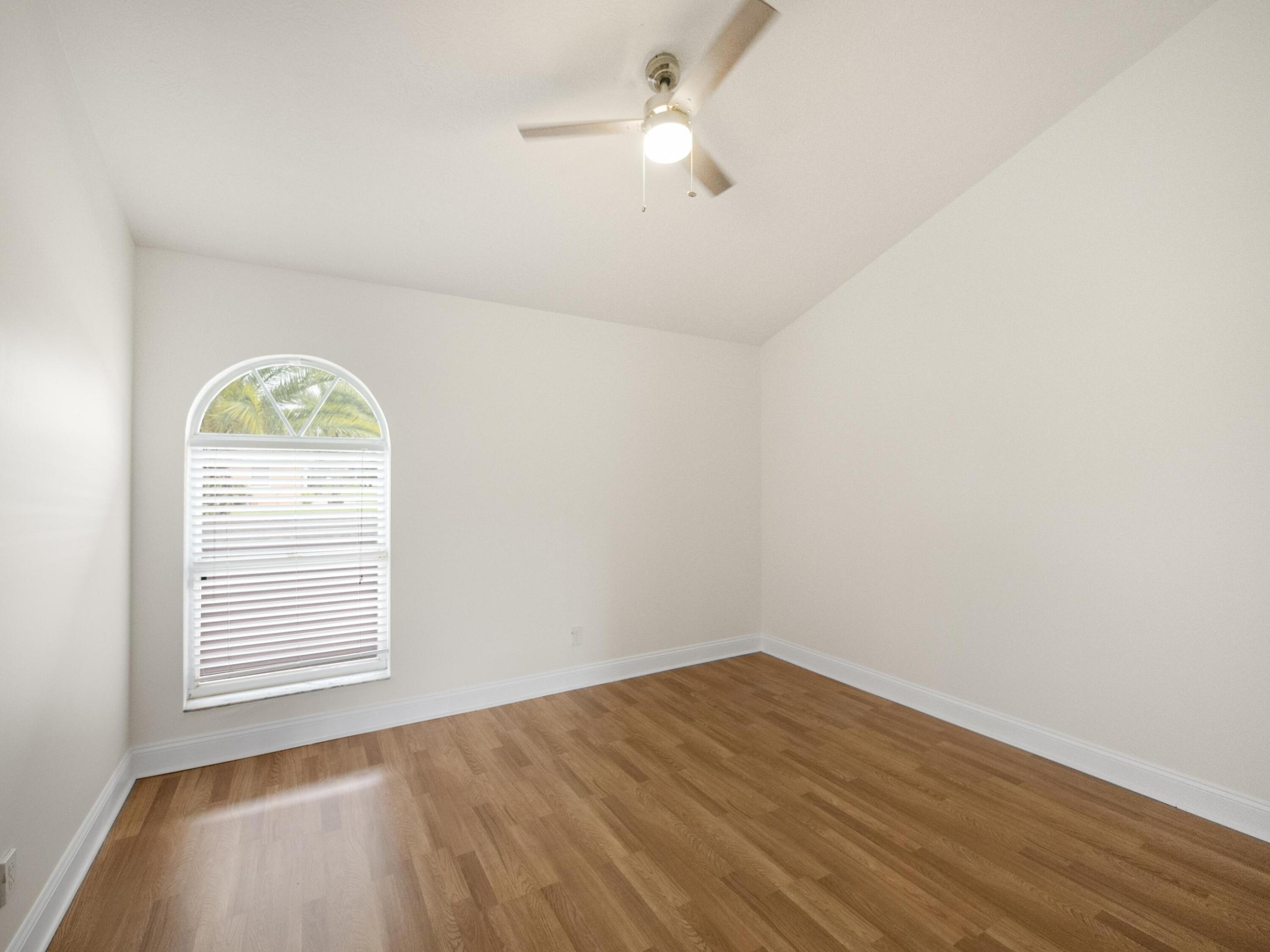 3093 SW Seaboard Avenue