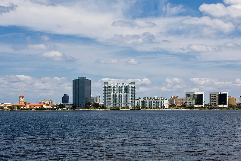 300 S Australian Avenue 423