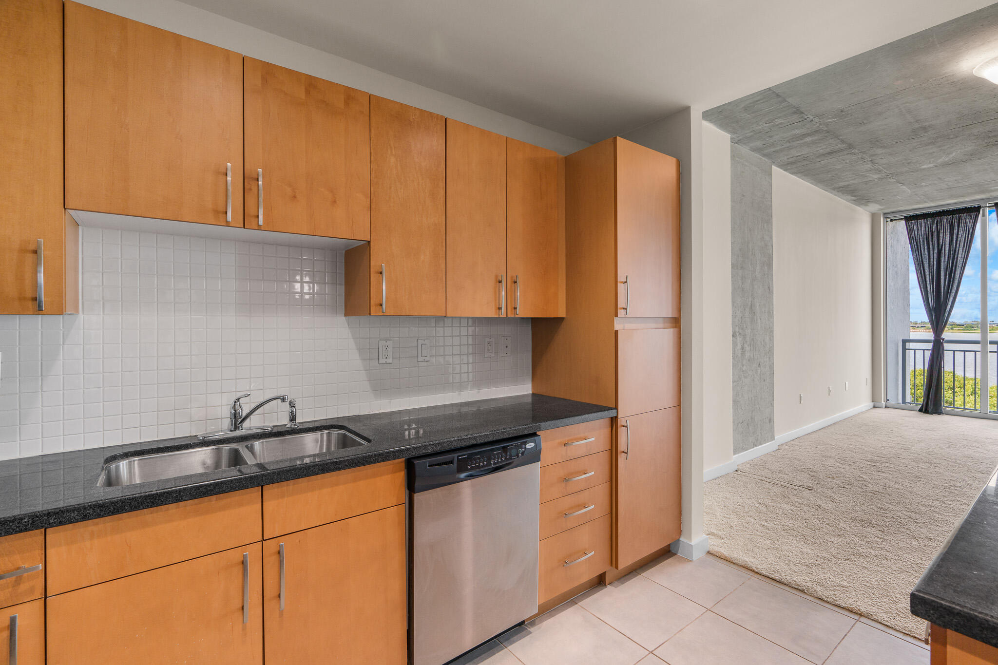 300 S Australian Avenue 423