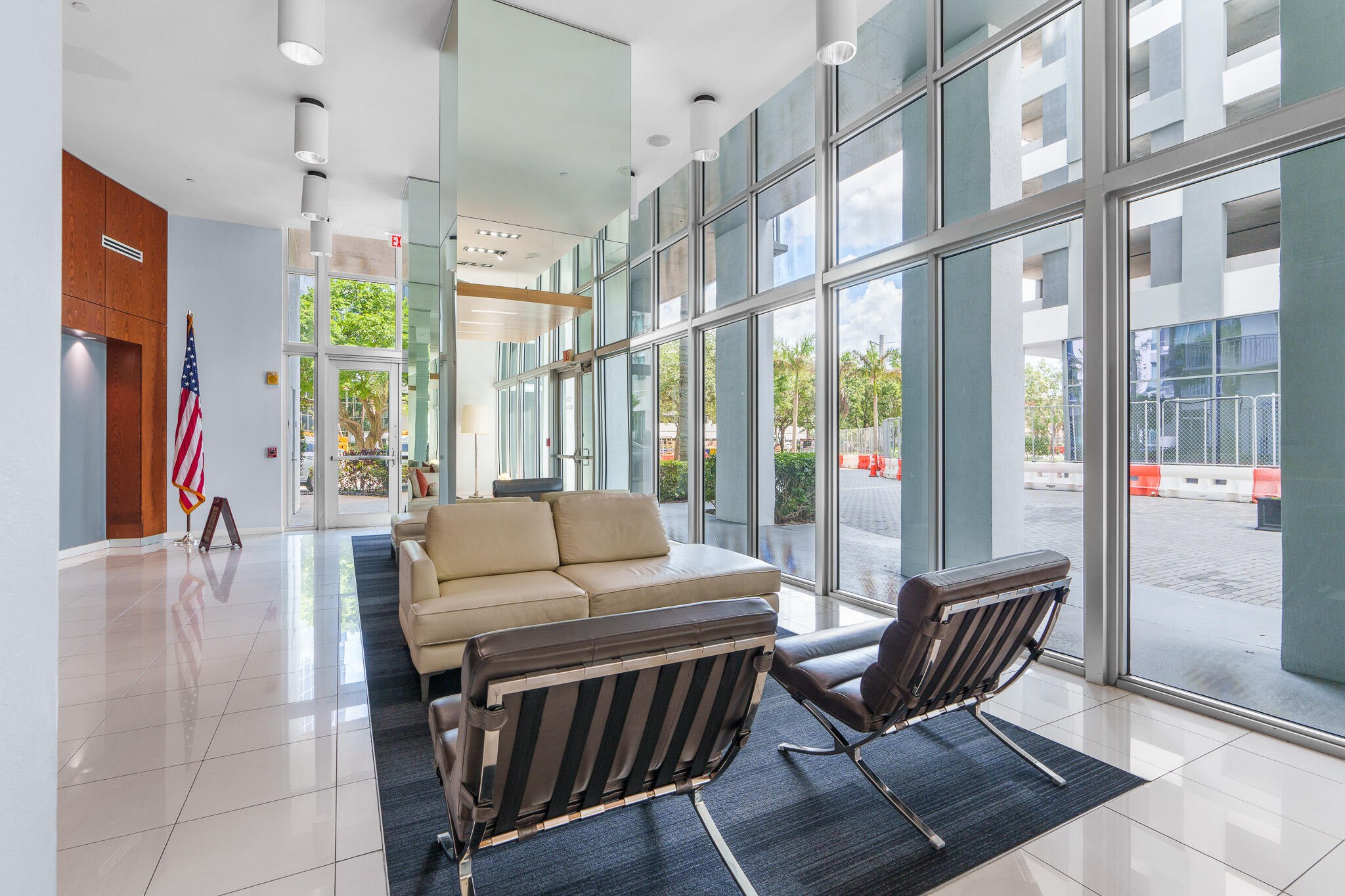 300 S Australian Avenue 423