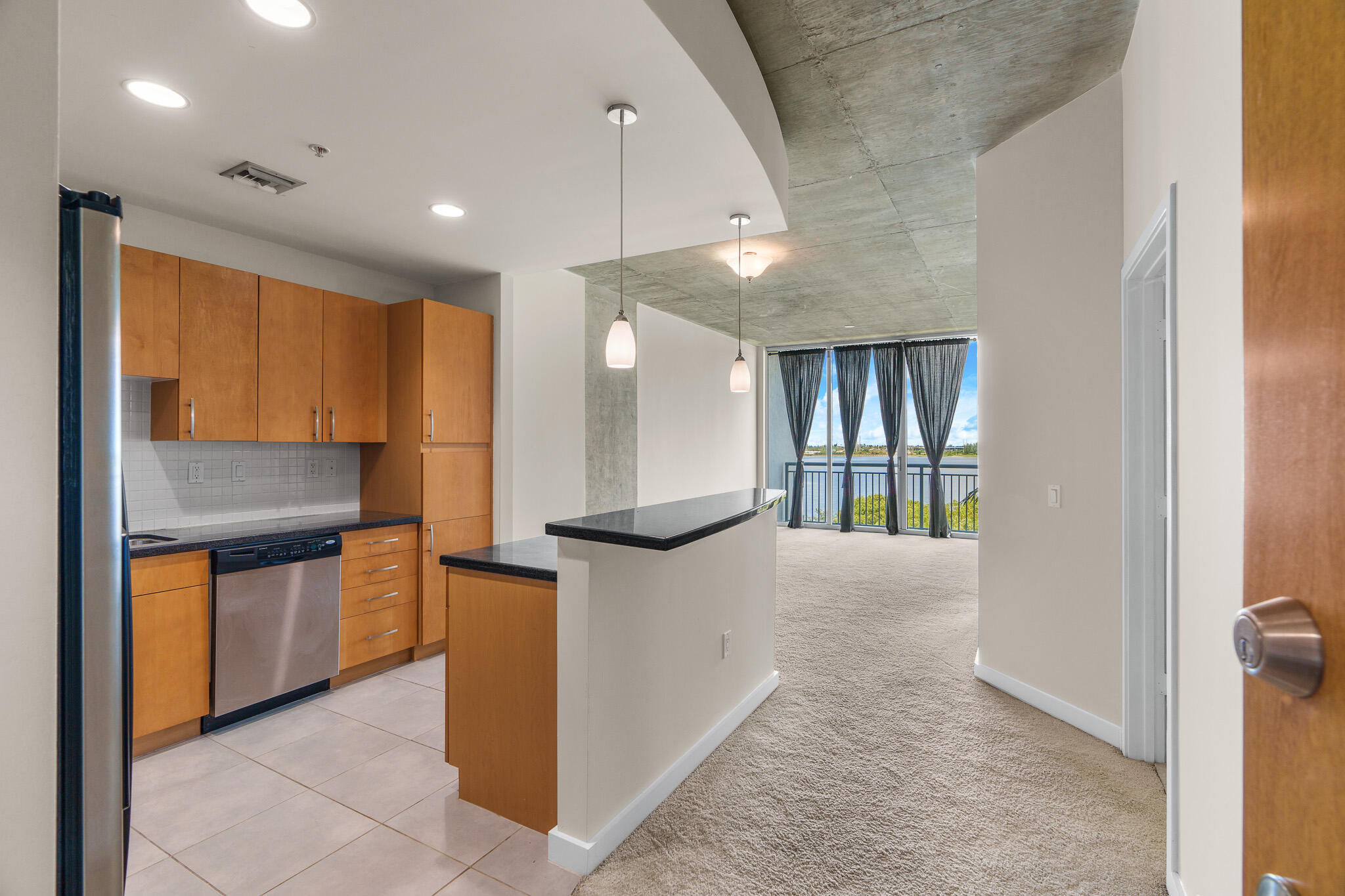 300 S Australian Avenue 423