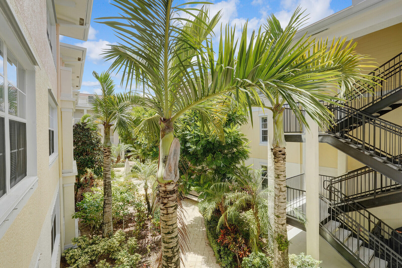 275 Murcia Drive 203