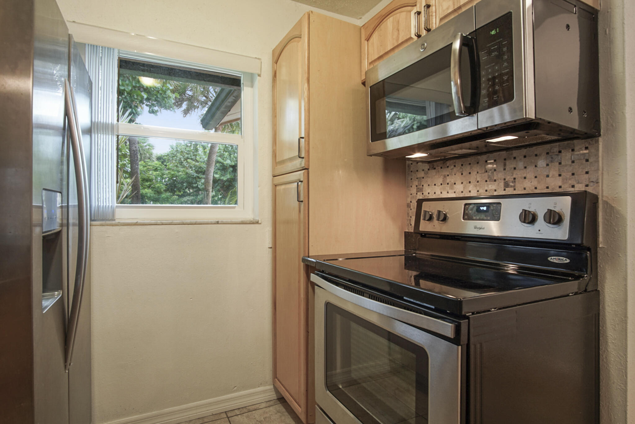 2132 NE Pelican Terrace