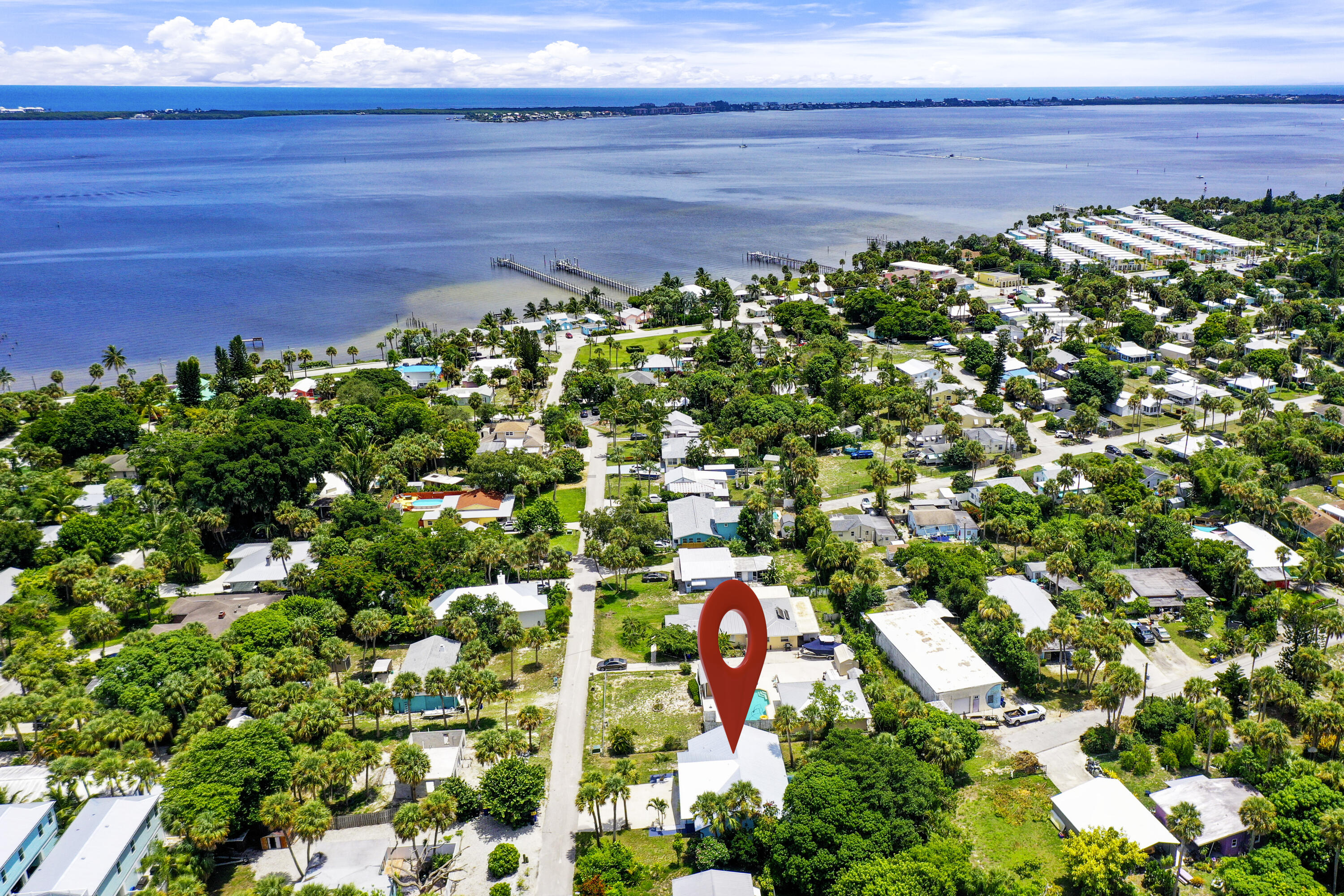 2132 NE Pelican Terrace