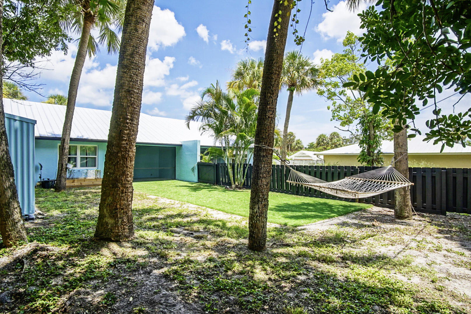 2132 NE Pelican Terrace