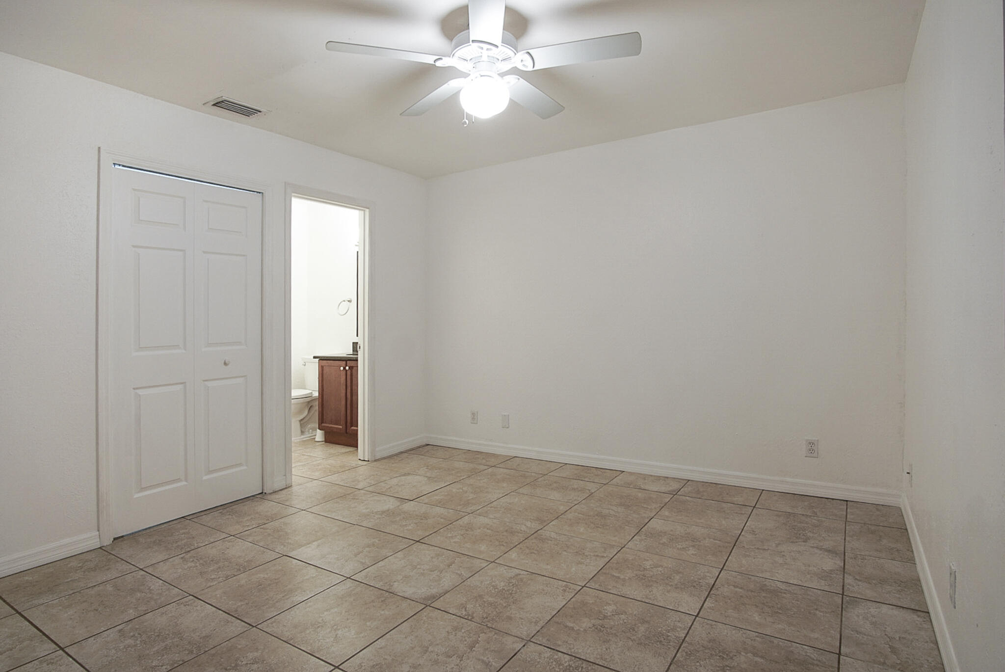 2132 NE Pelican Terrace