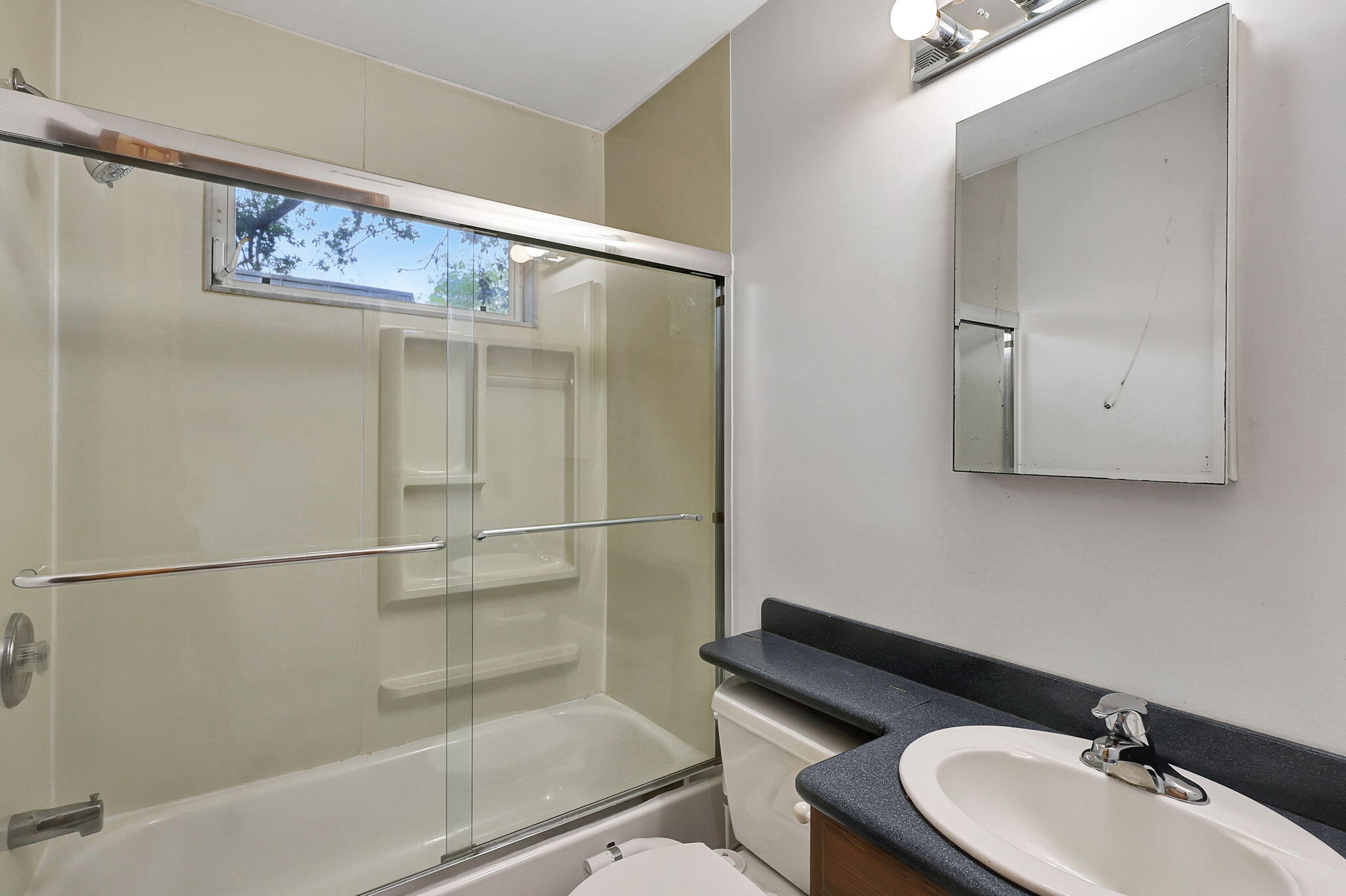 1055 SW Blue Water Way