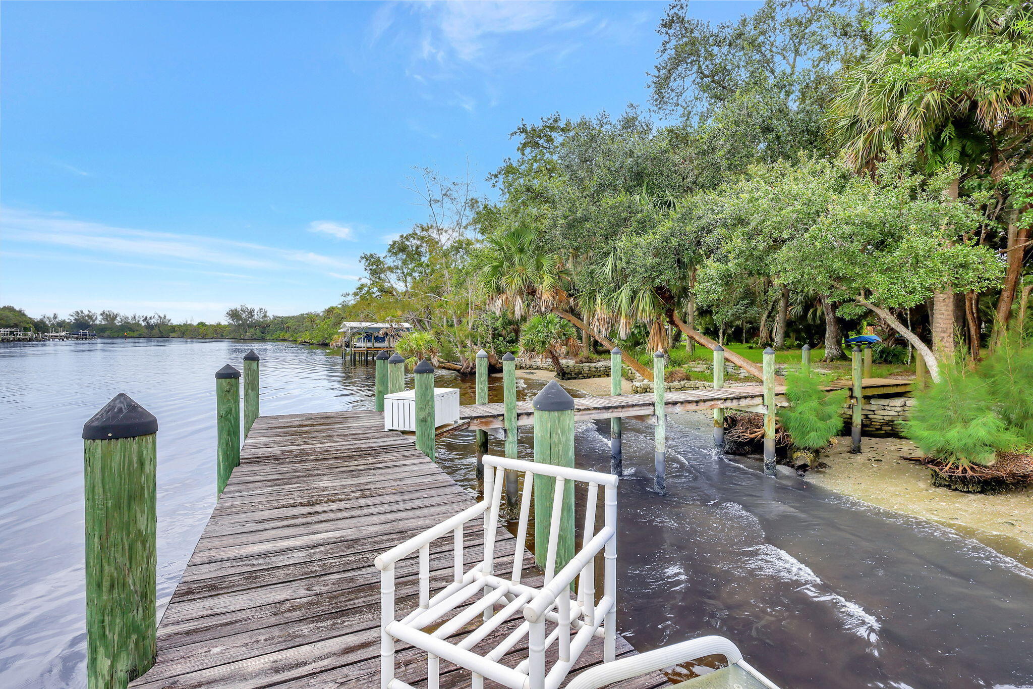 1055 SW Blue Water Way