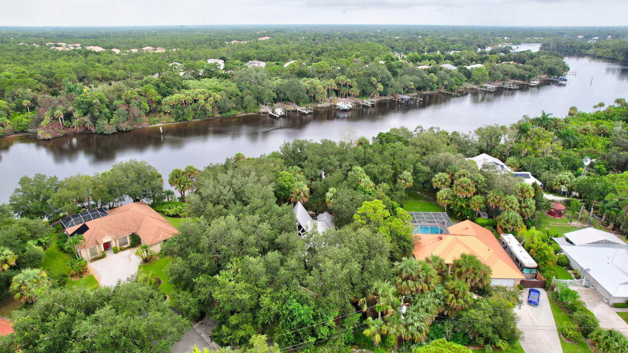 1055 SW Blue Water Way