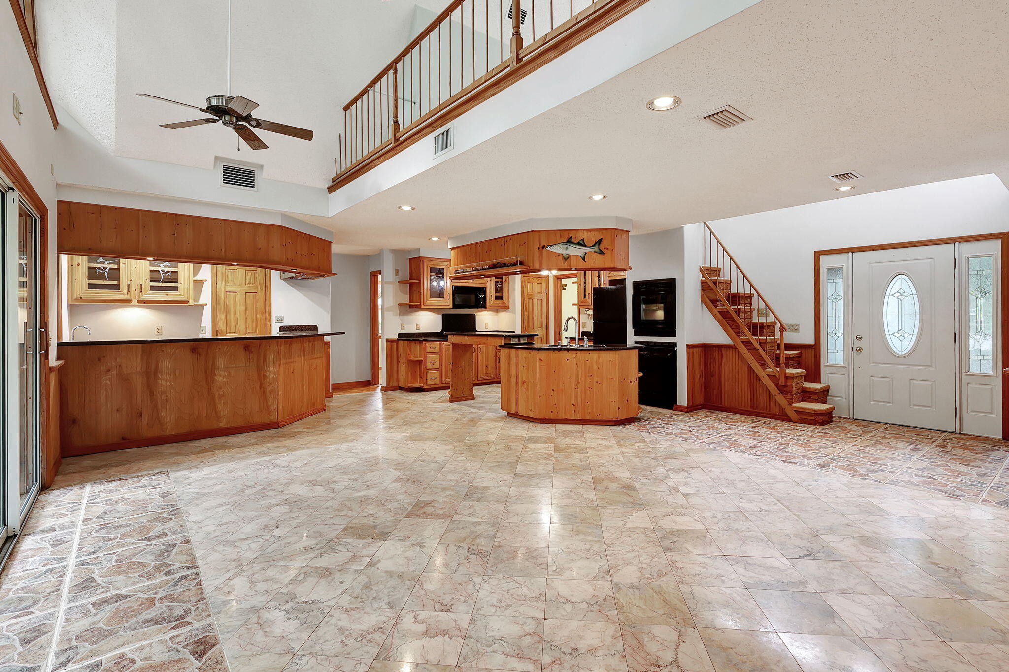 1055 SW Blue Water Way