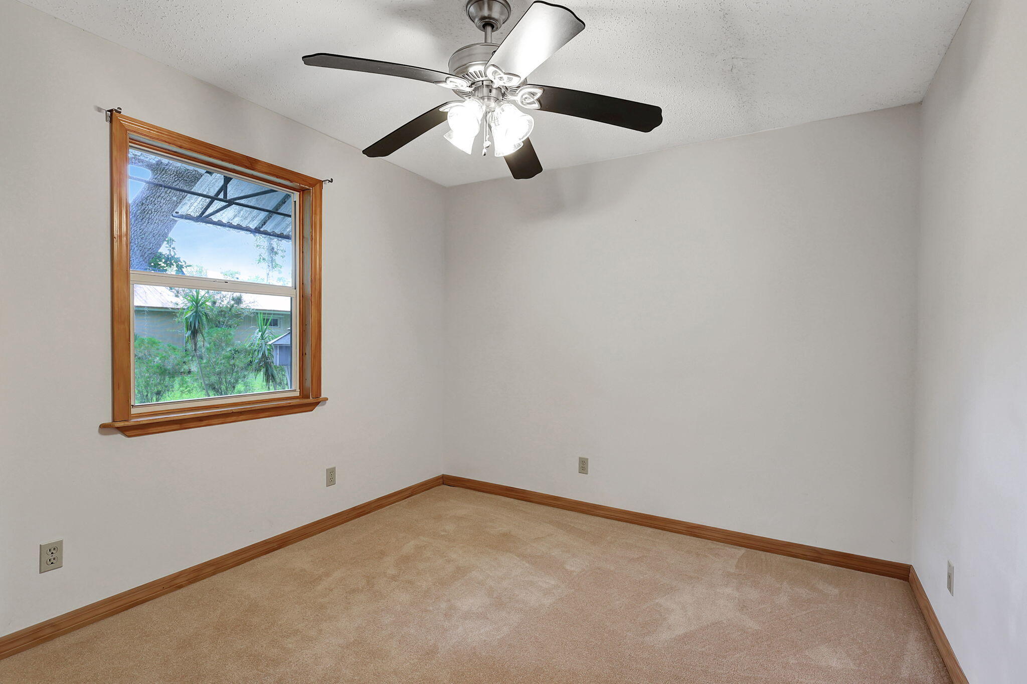 1055 SW Blue Water Way