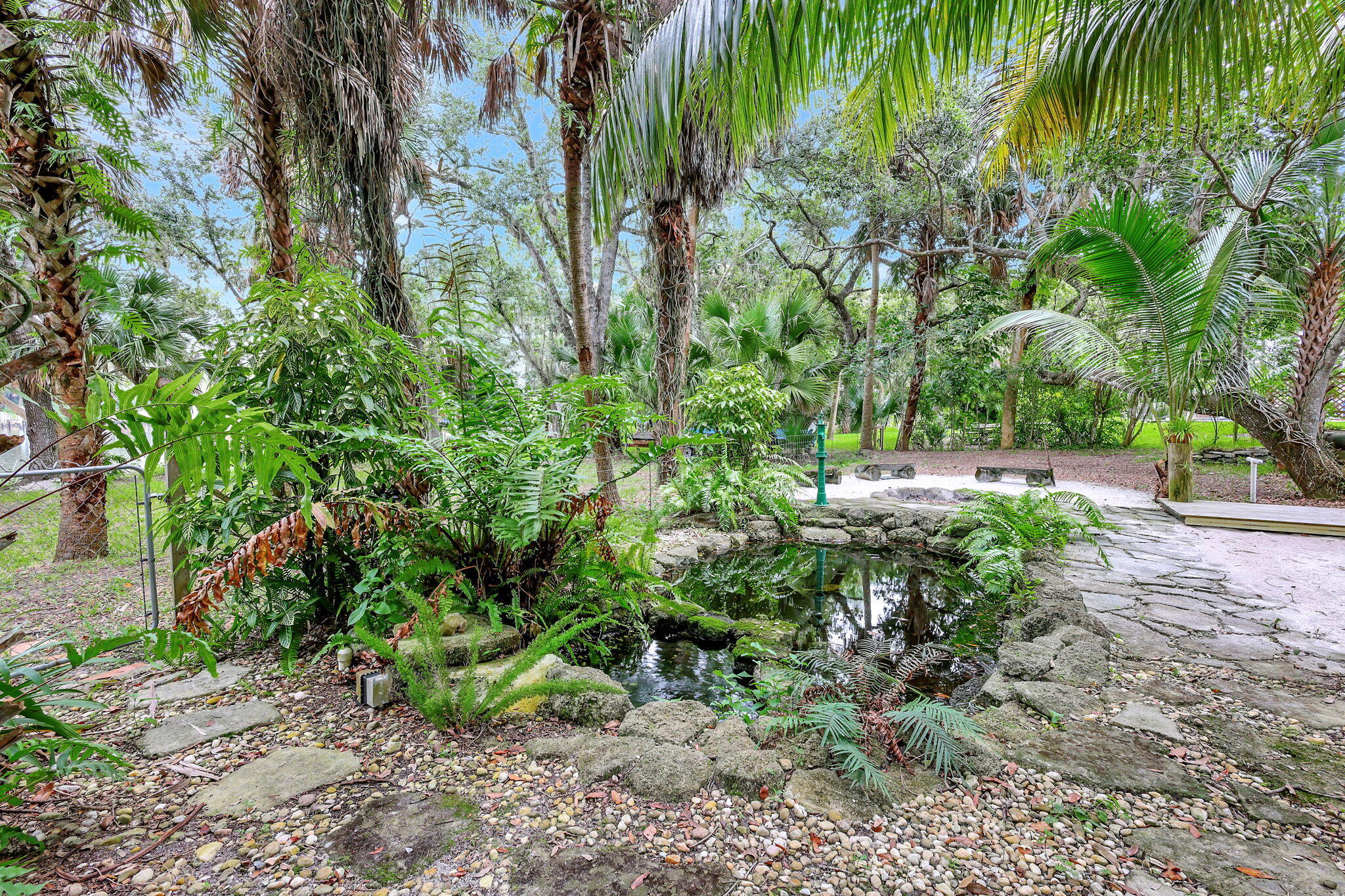 1055 SW Blue Water Way