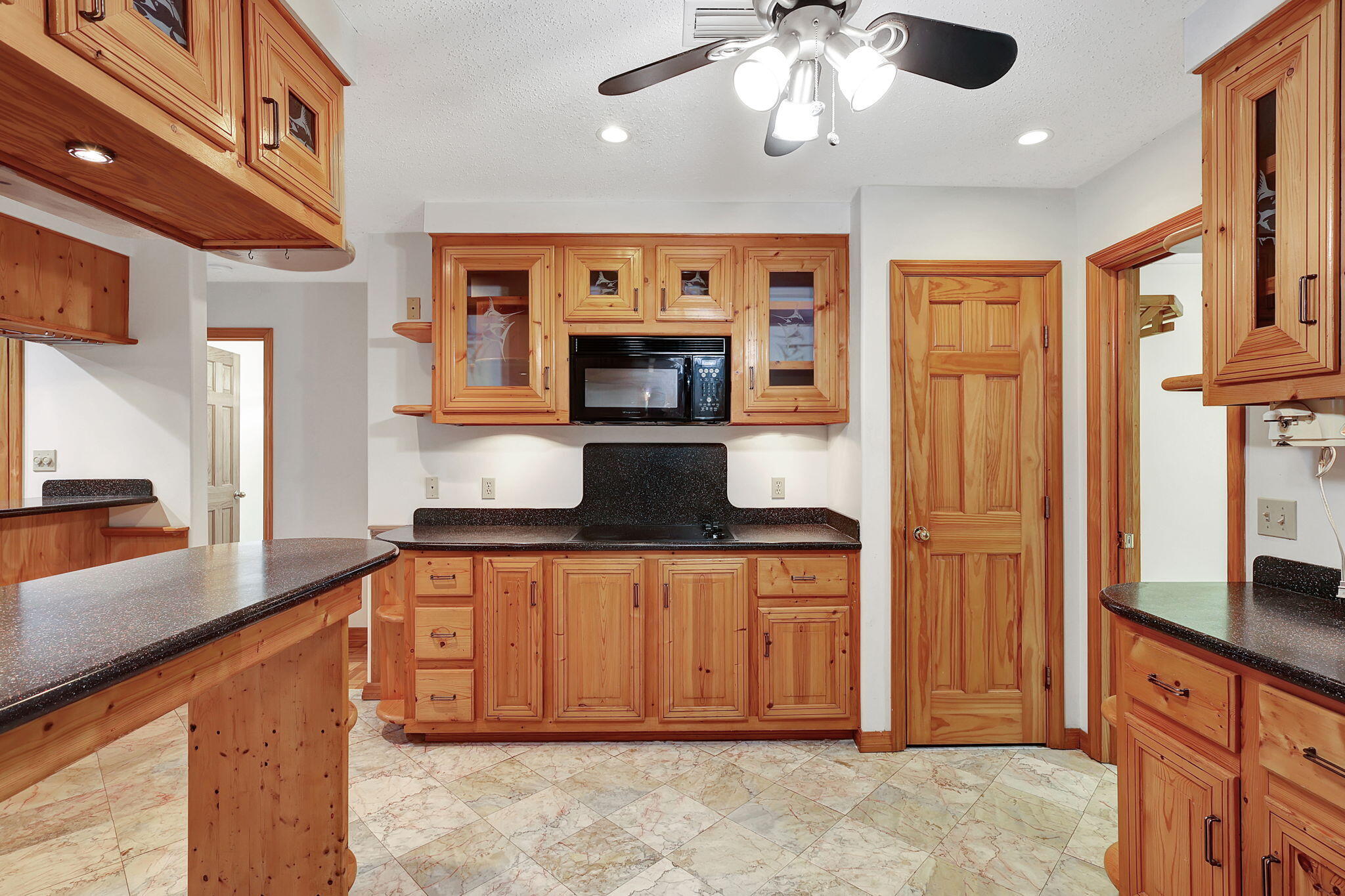 1055 SW Blue Water Way