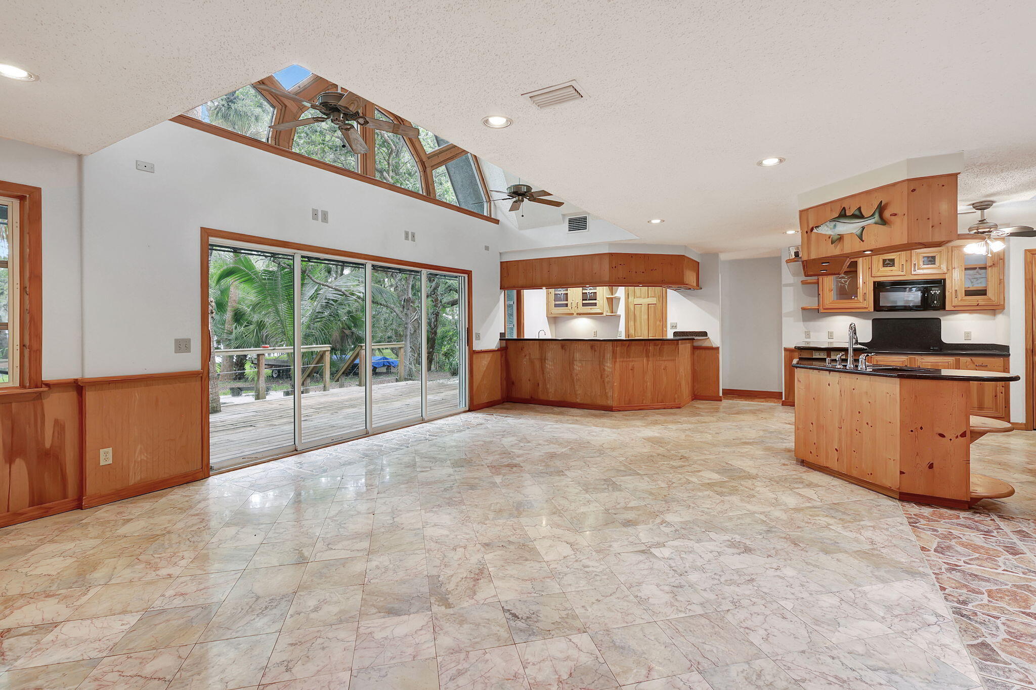 1055 SW Blue Water Way