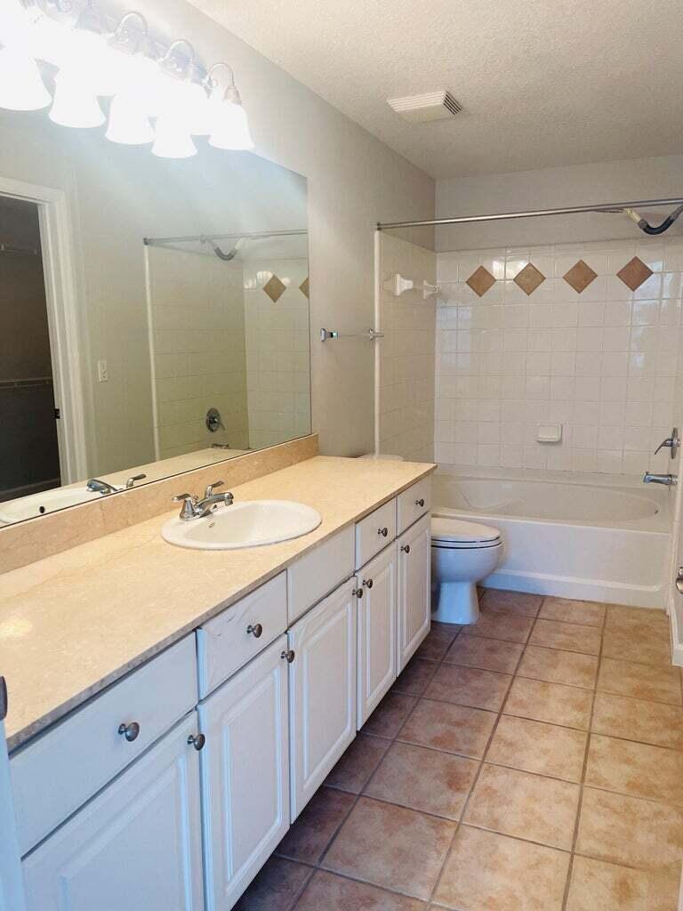 224 Murcia Drive 313
