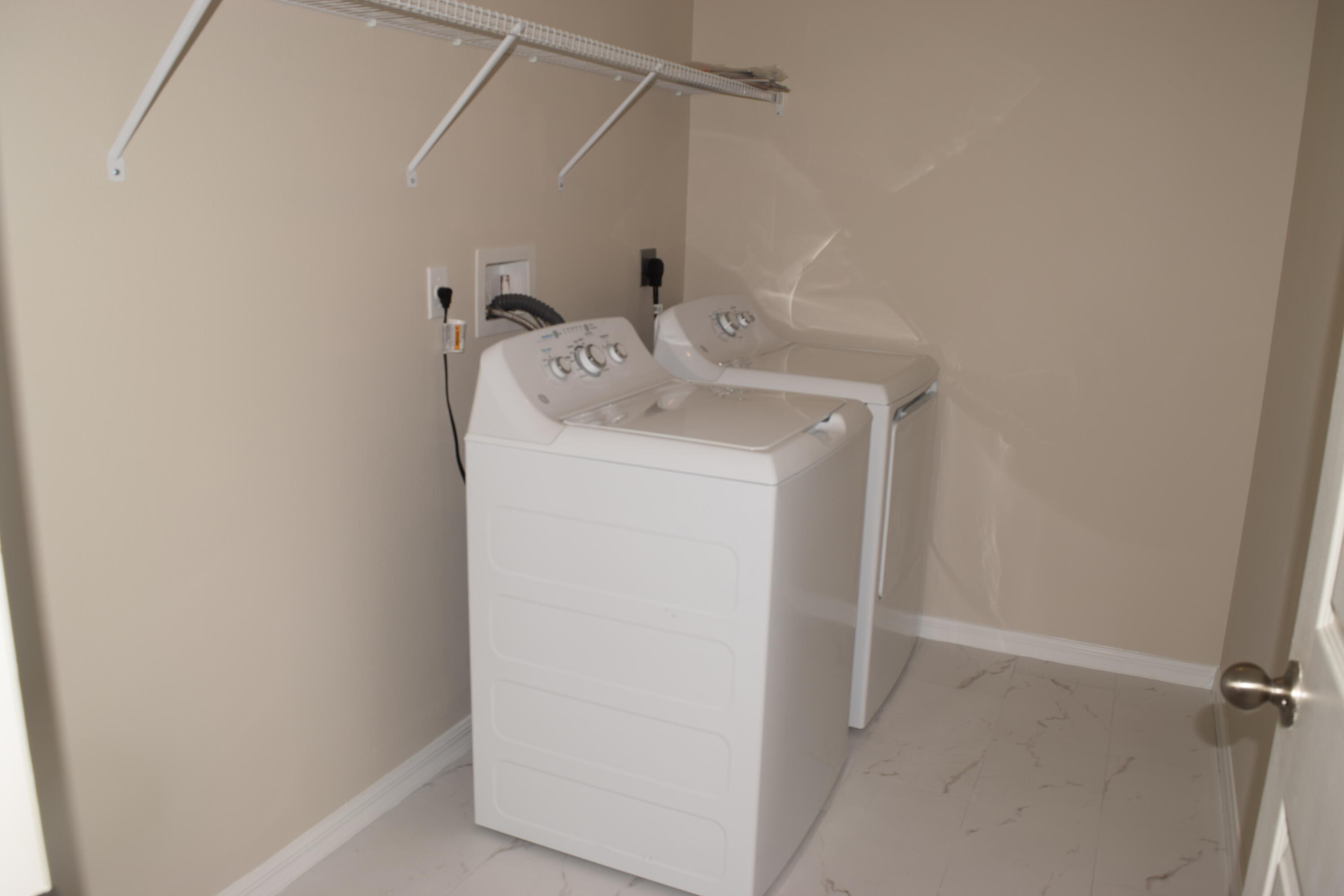 3949 SW Savona Boulevard