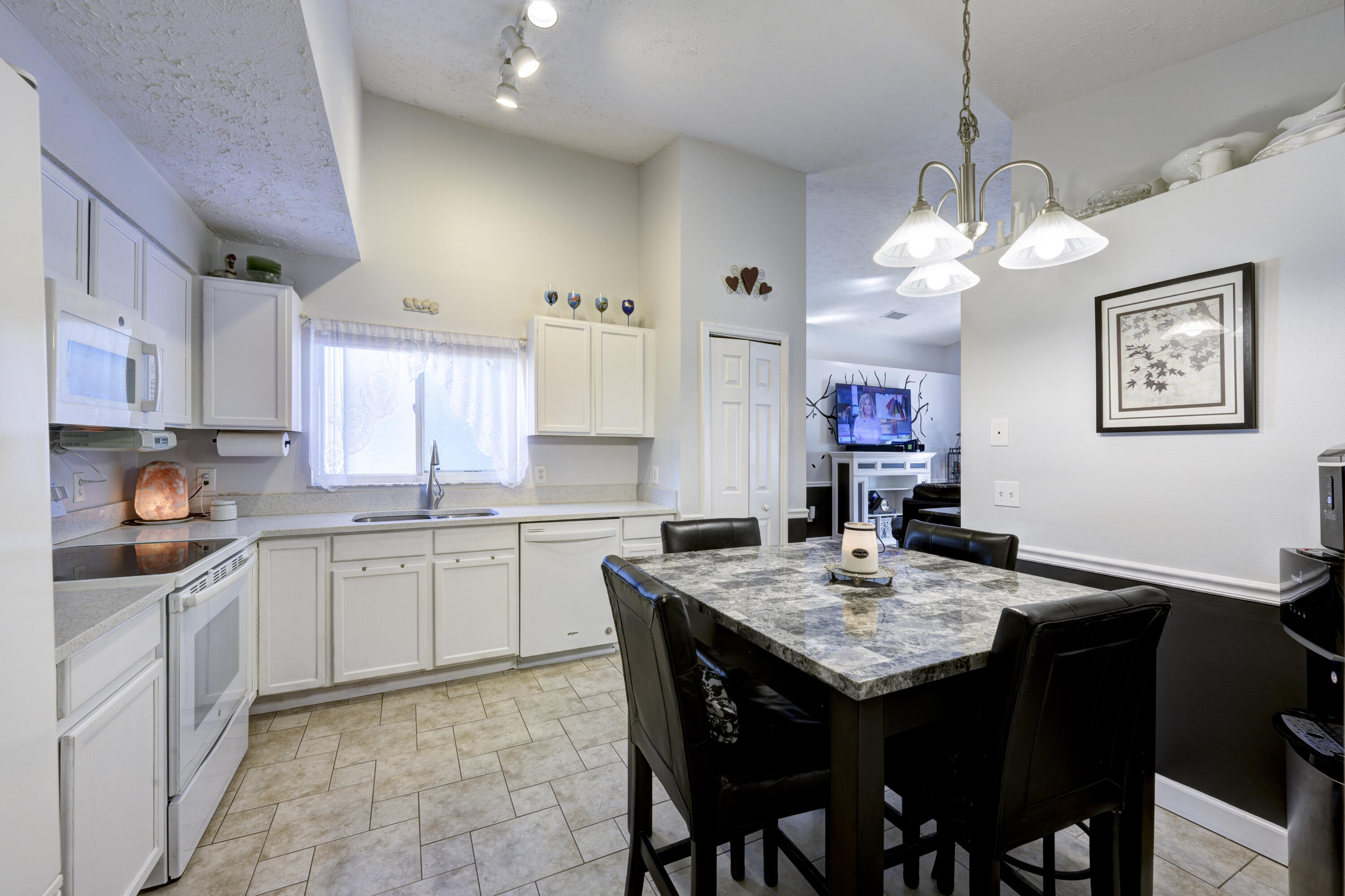 2990 SE Cypress Street