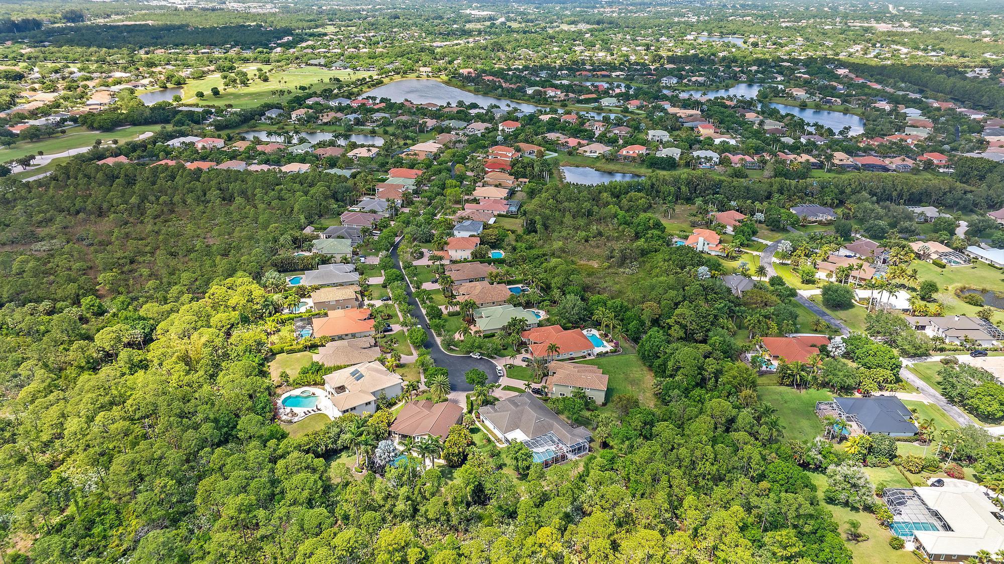 5053 SW Saint Creek Drive