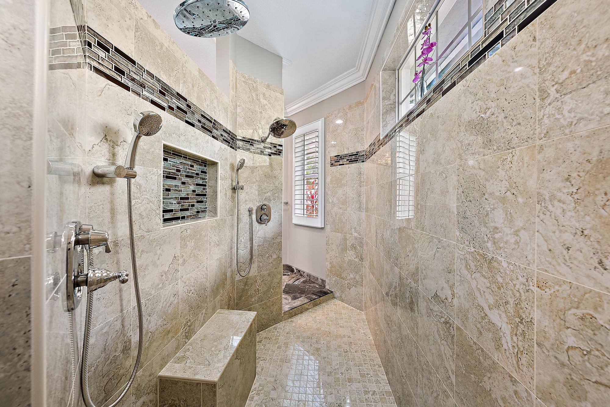 5053 SW Saint Creek Drive