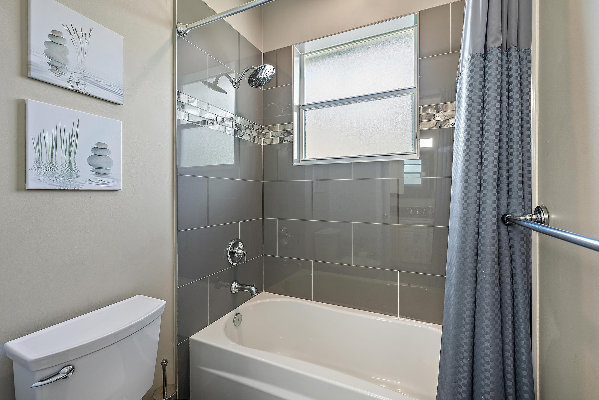 5053 SW Saint Creek Drive