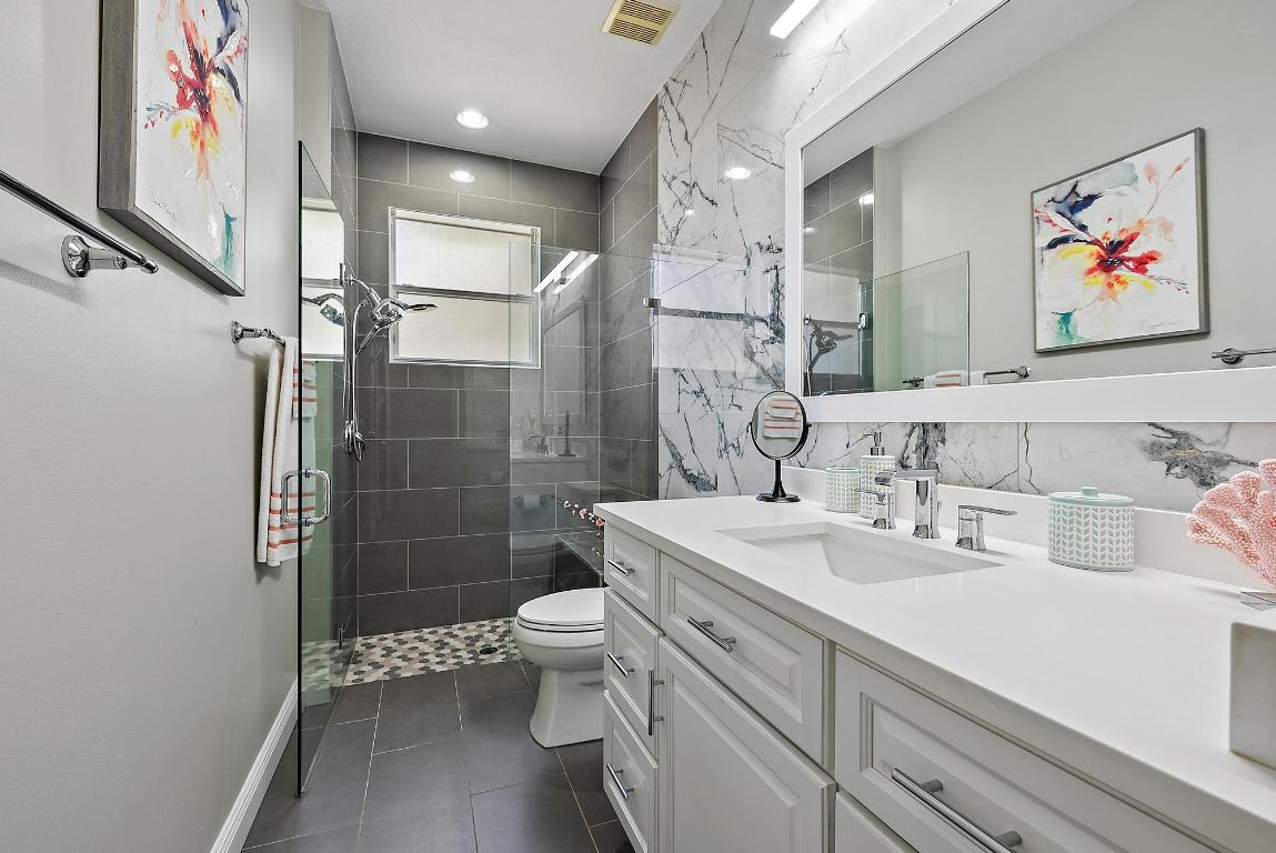 5053 SW Saint Creek Drive