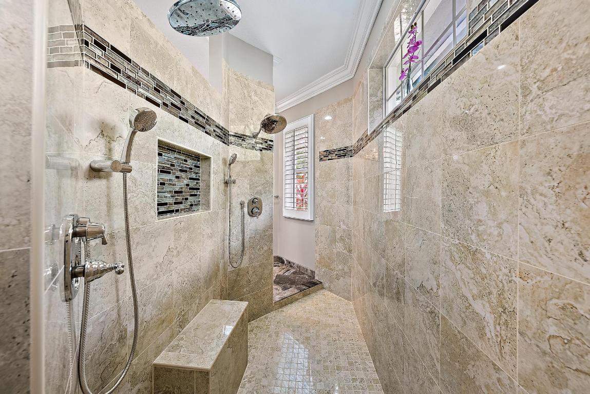 5053 SW Saint Creek Drive