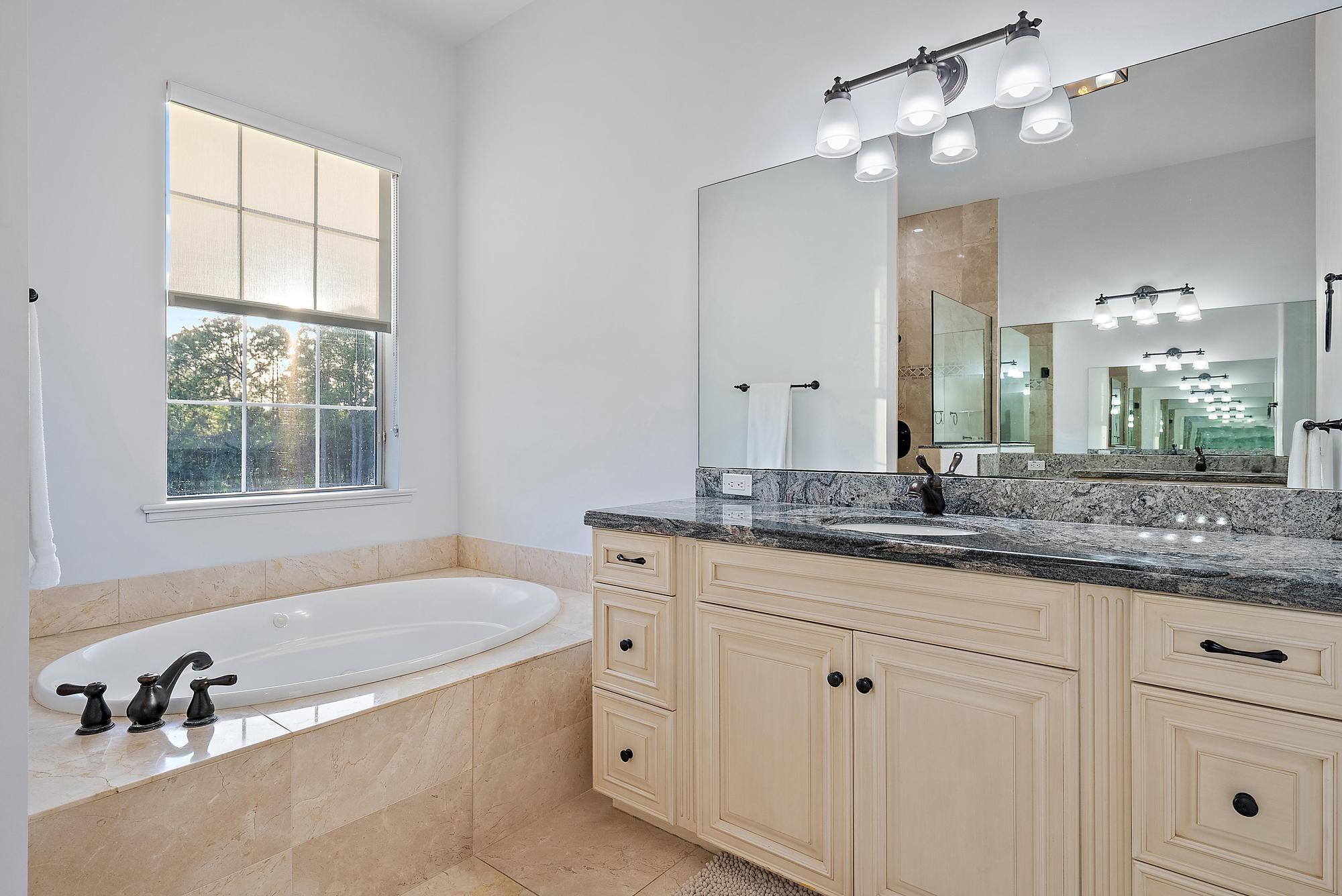 17736 103rd Terrace Jupiter, FL 33478