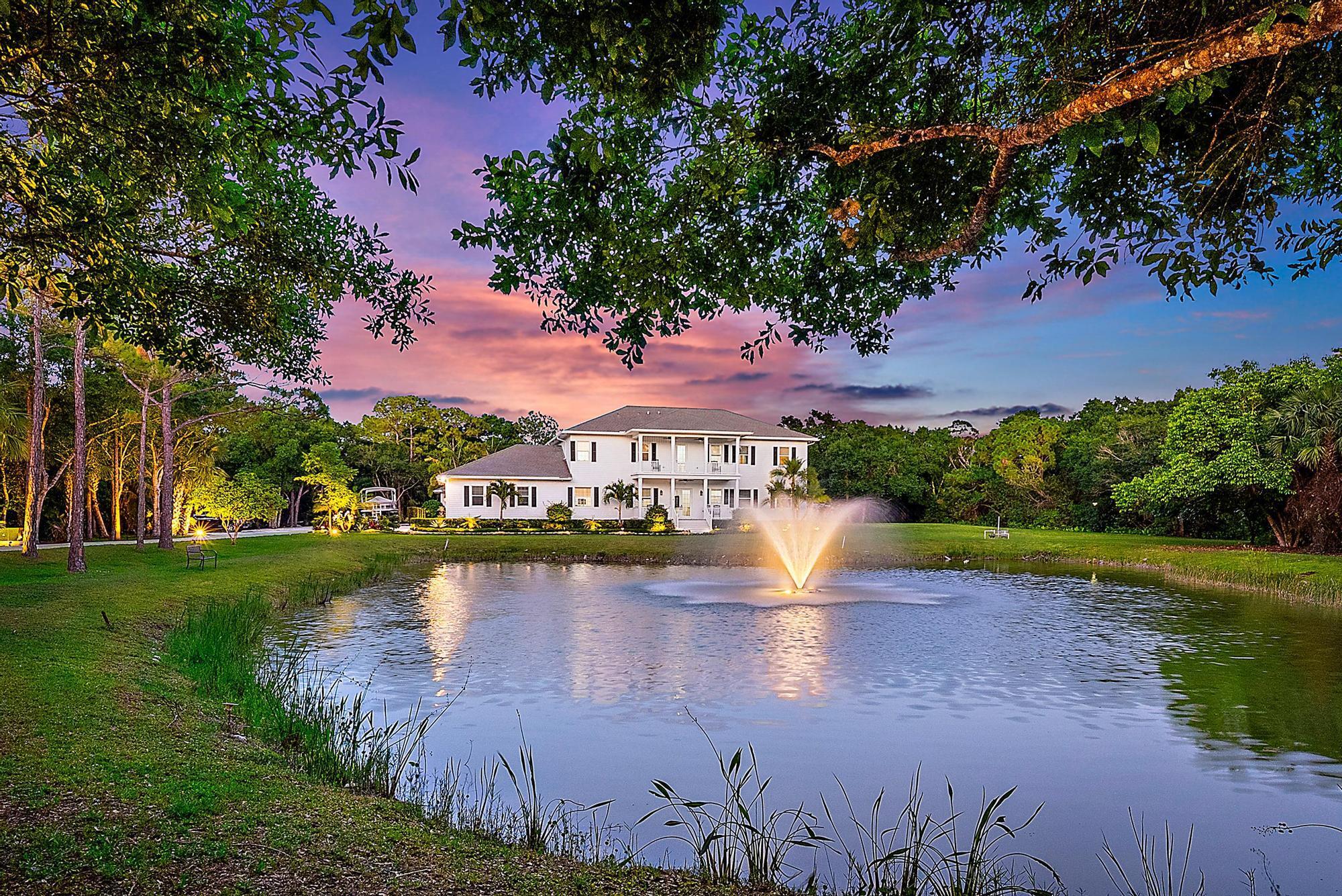 17736 103rd Terrace Jupiter, FL 33478
