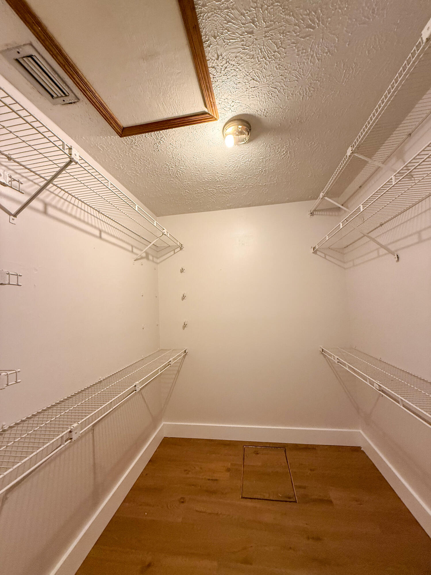 2350 SE Floresta Drive