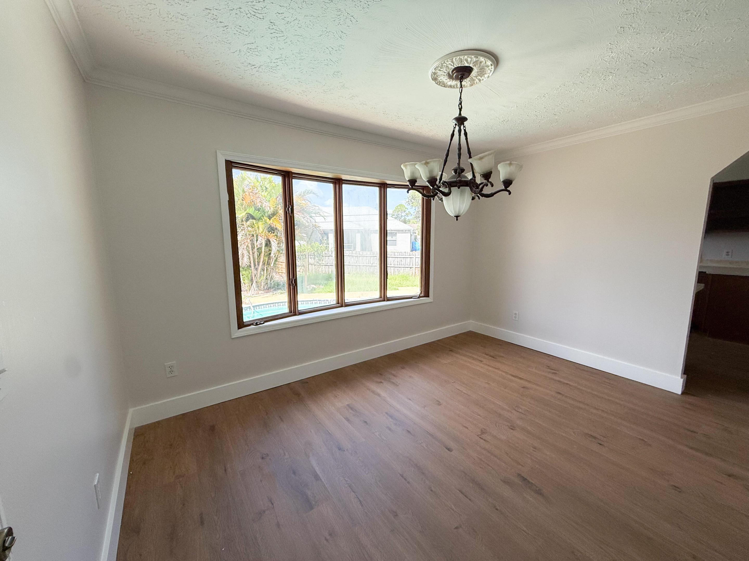 2350 SE Floresta Drive