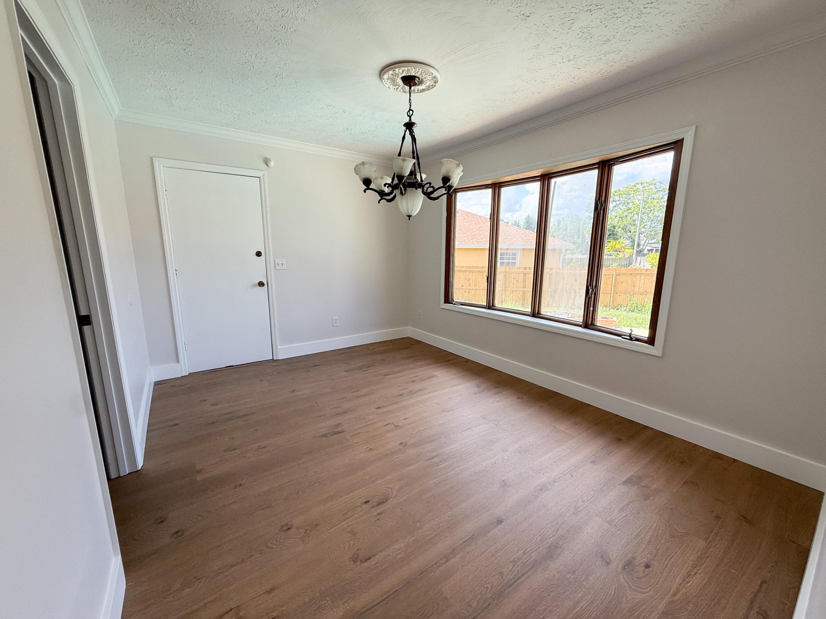 2350 SE Floresta Drive