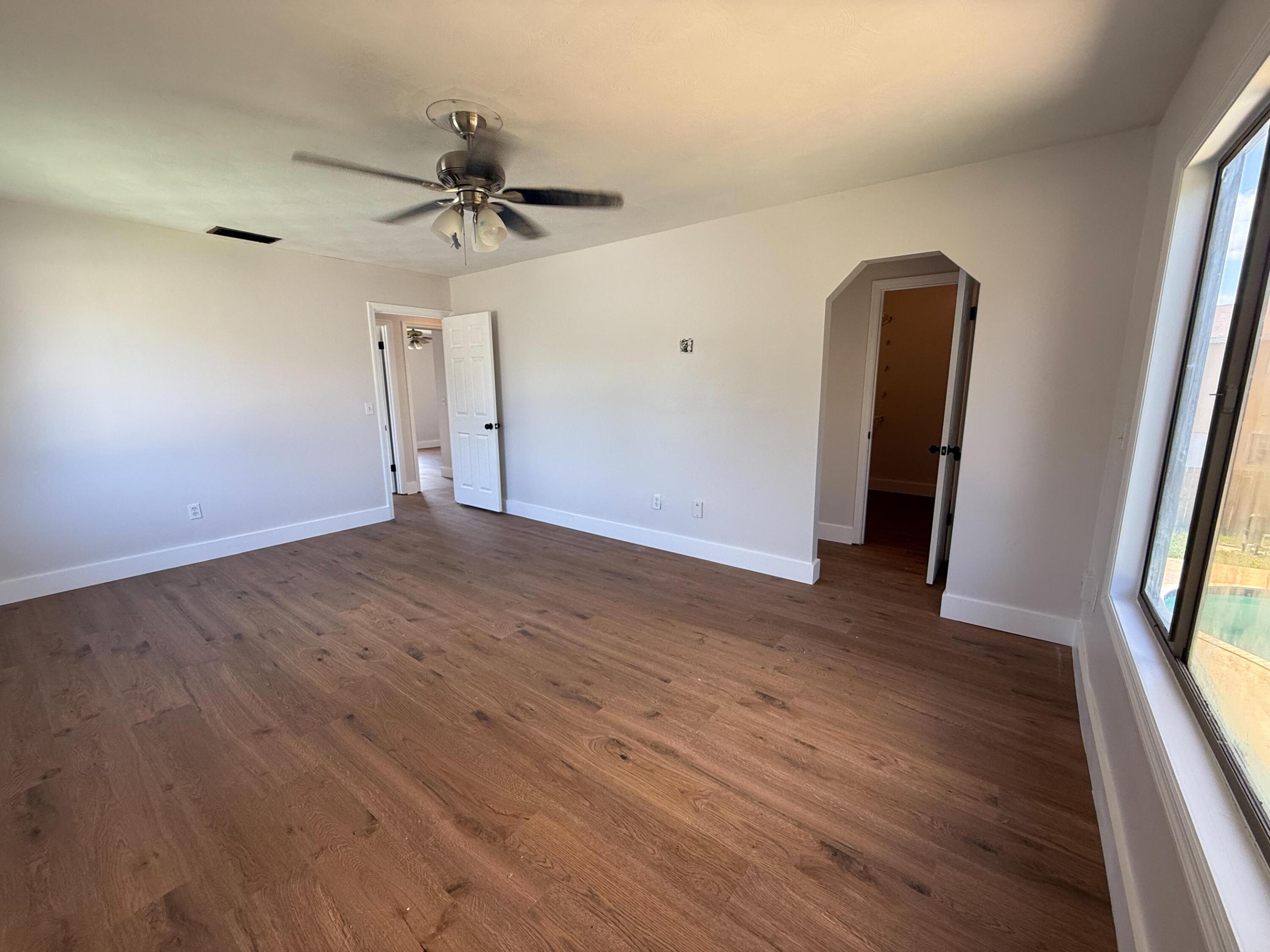 2350 SE Floresta Drive