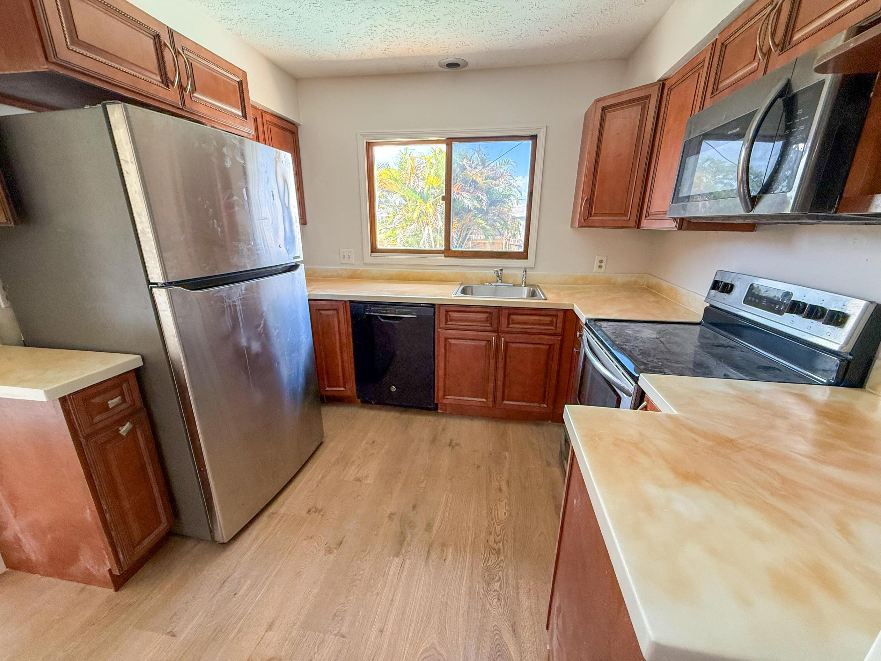 2350 SE Floresta Drive