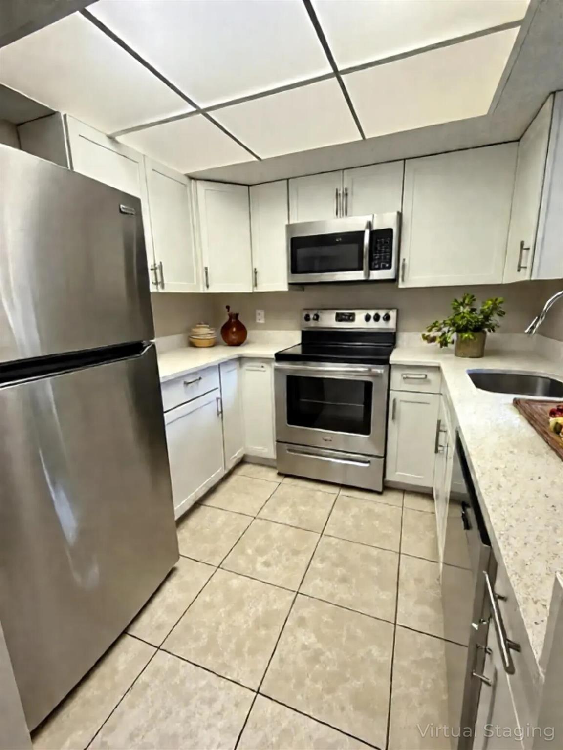 1542 SE Royal Green Circle 102