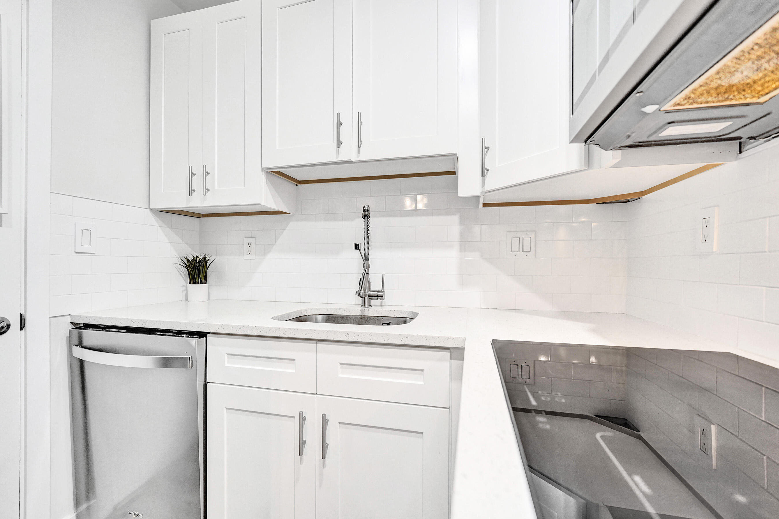 3040 NE 16th Avenue A405